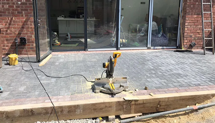Foundations and footings Manchester - concrete foundation laying